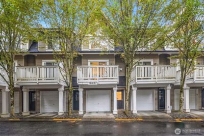 18247 NE 96th Way #104, Redmond, WA 98052 - Photo 2