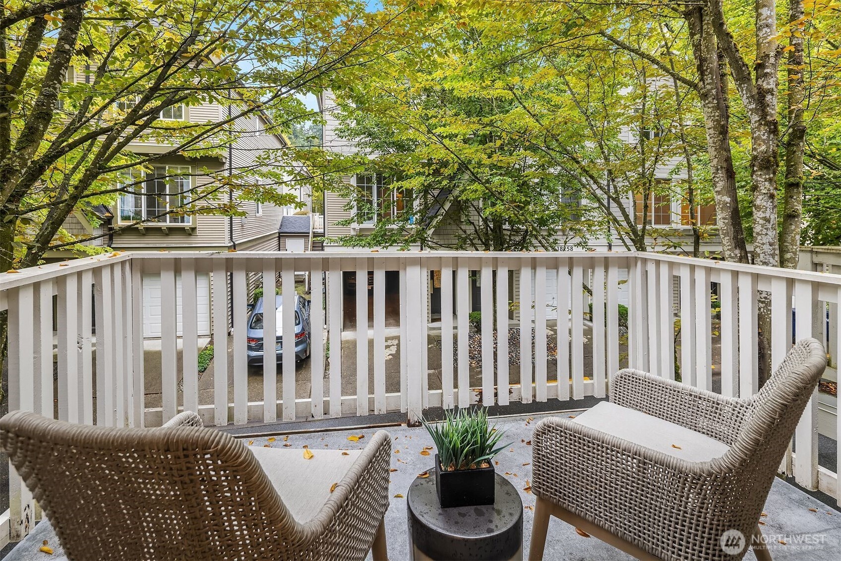 18247 NE 96th Way #104, Redmond, WA 98052