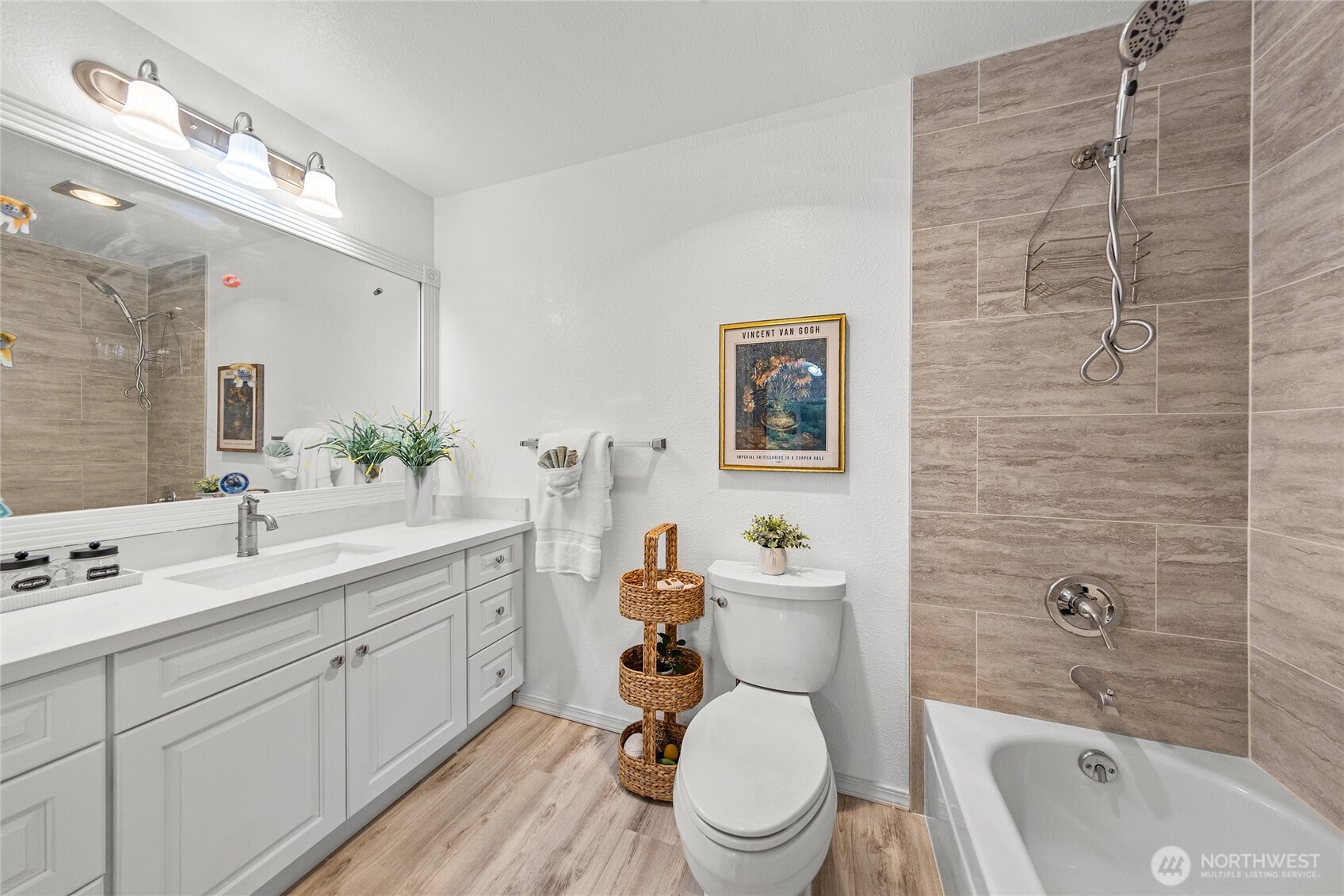 10001 NE 12th ST #110, Bellevue, WA 98004