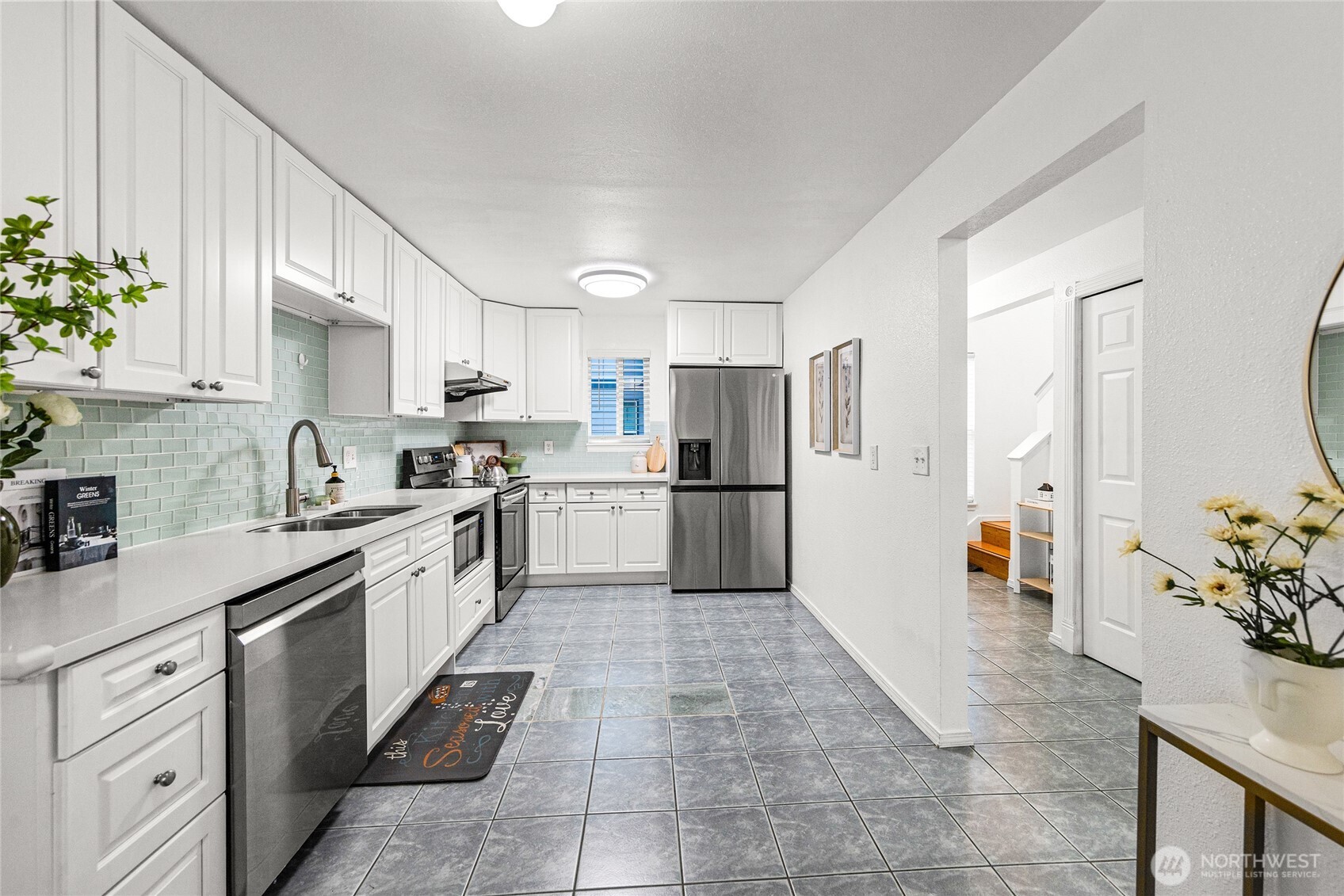 10001 NE 12th ST #110, Bellevue, WA 98004