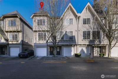 18258 NE 96th Way #101, Redmond, WA 98052