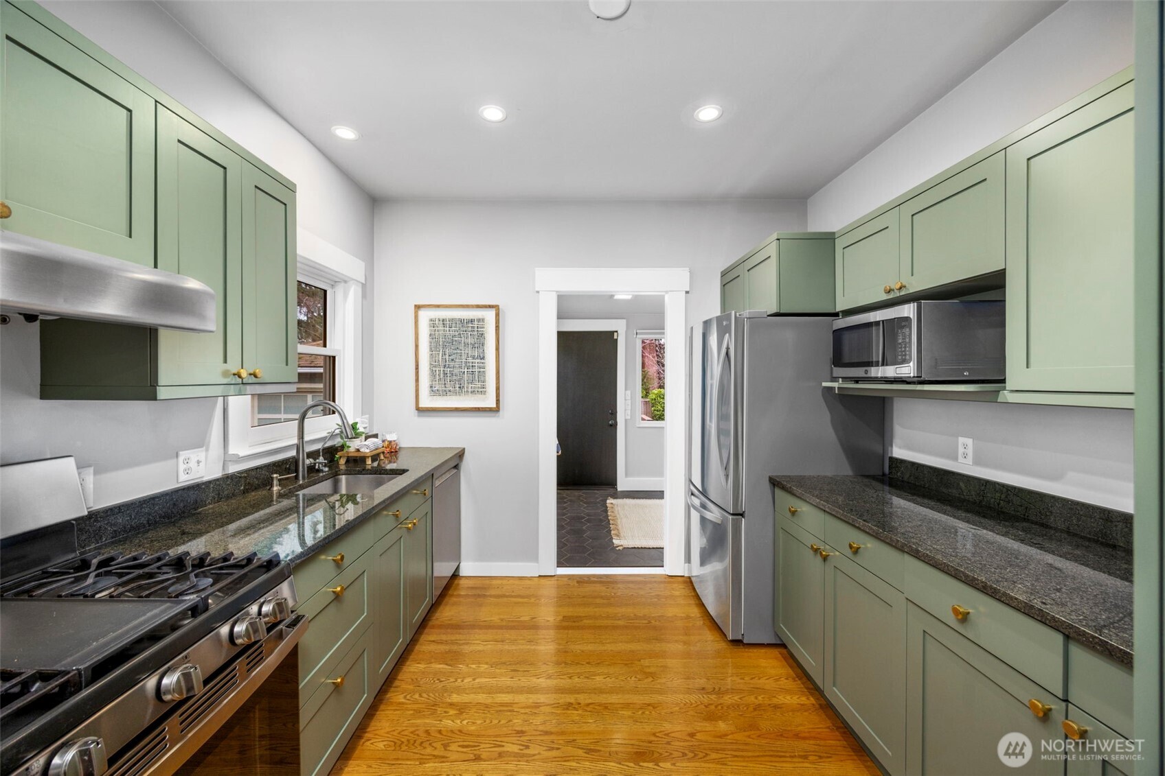 4748 4th Avenue NE, Seattle, WA 98105