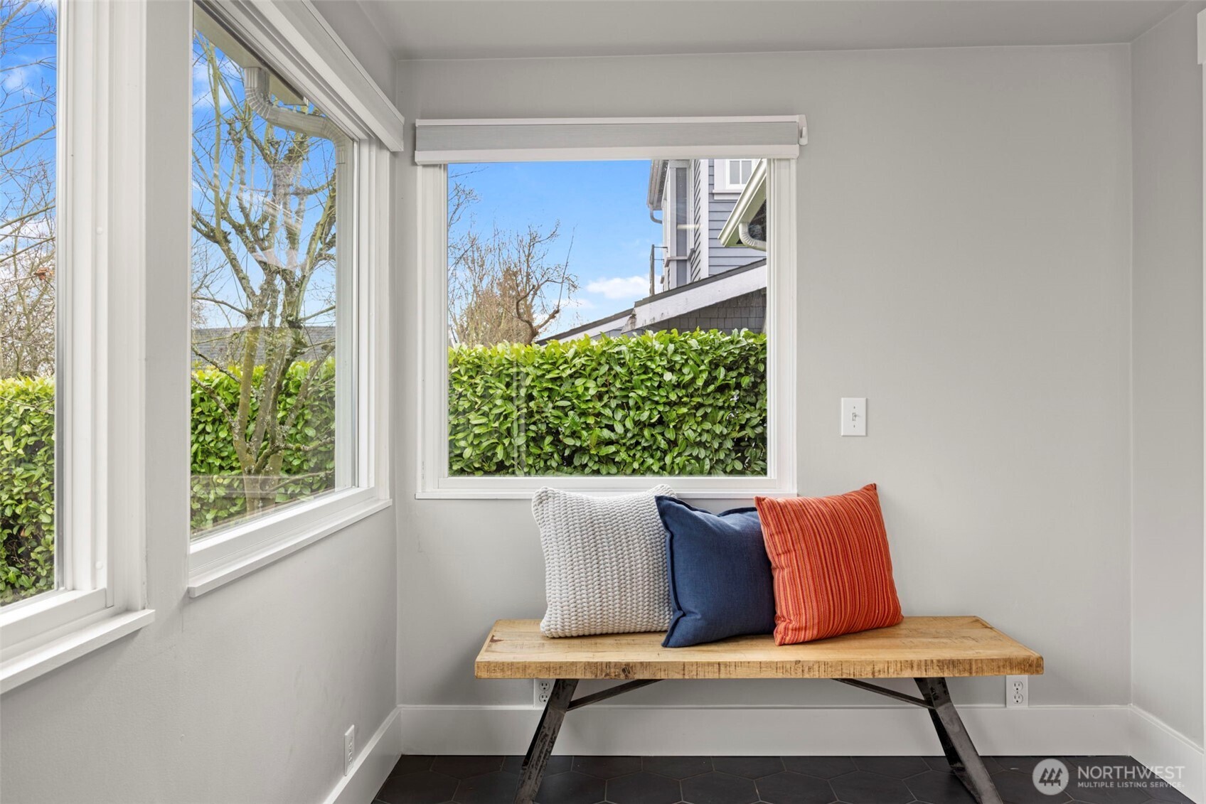 4748 4th Avenue NE, Seattle, WA 98105