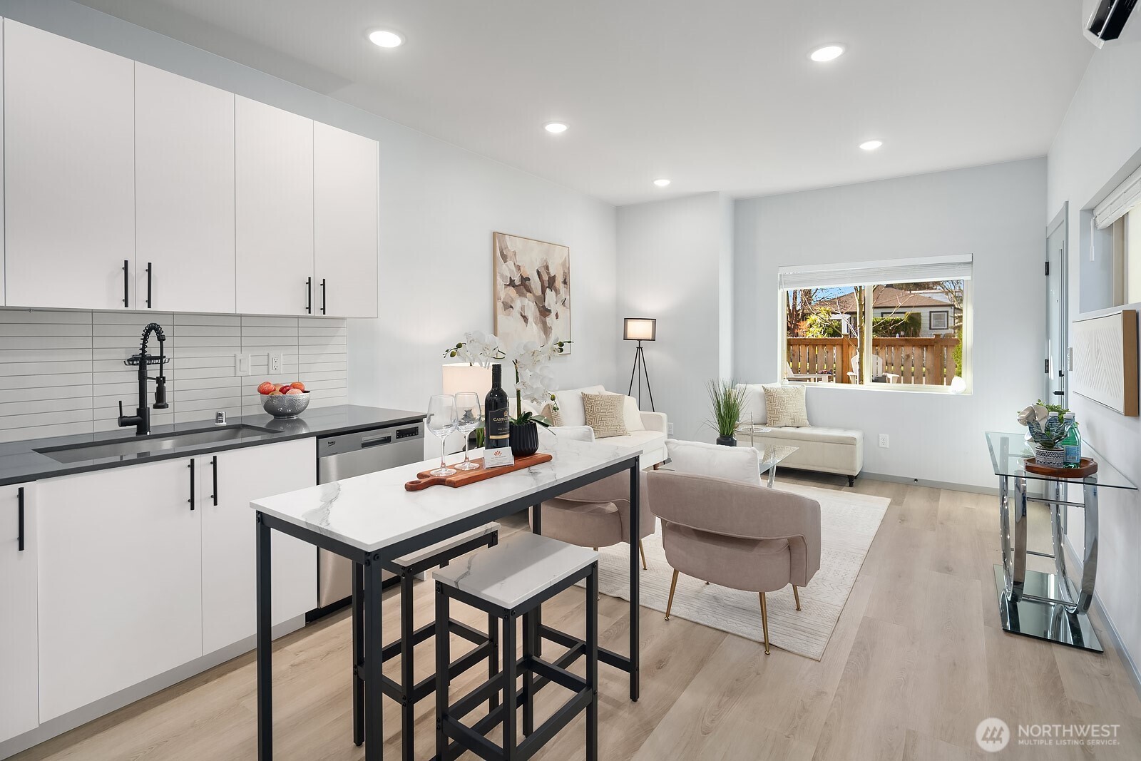 8338 27th Avenue NW #B, Seattle, WA 98117