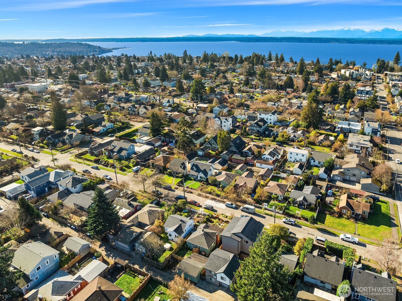 8338 27th Avenue NW #B, Seattle, WA 98117