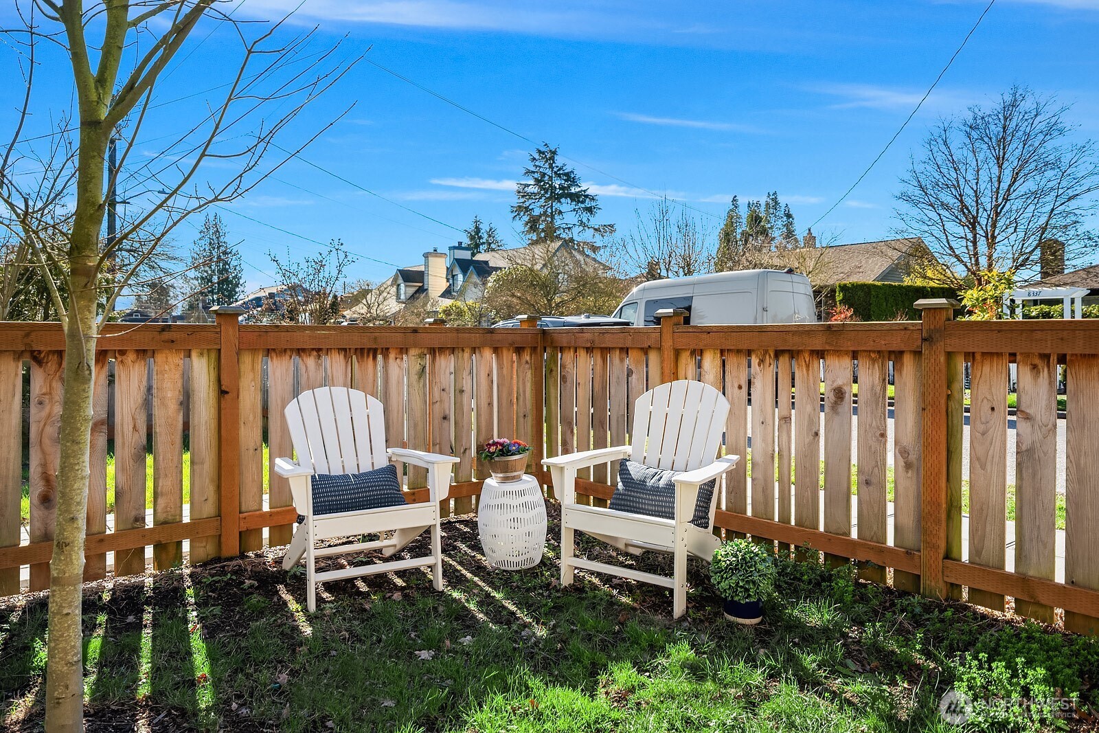 8338 27th Avenue NW #B, Seattle, WA 98117