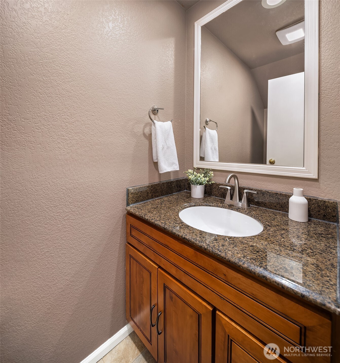 15600 116th Avenue W #C3, Bothell, WA 98011