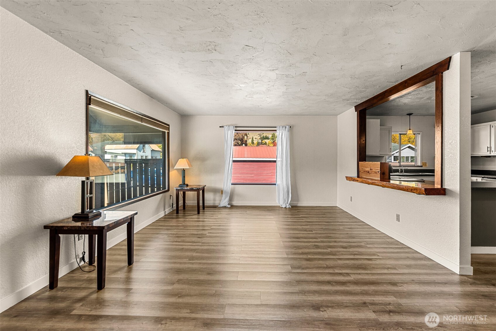 120 S Douglas Street , Cashmere, WA 98815