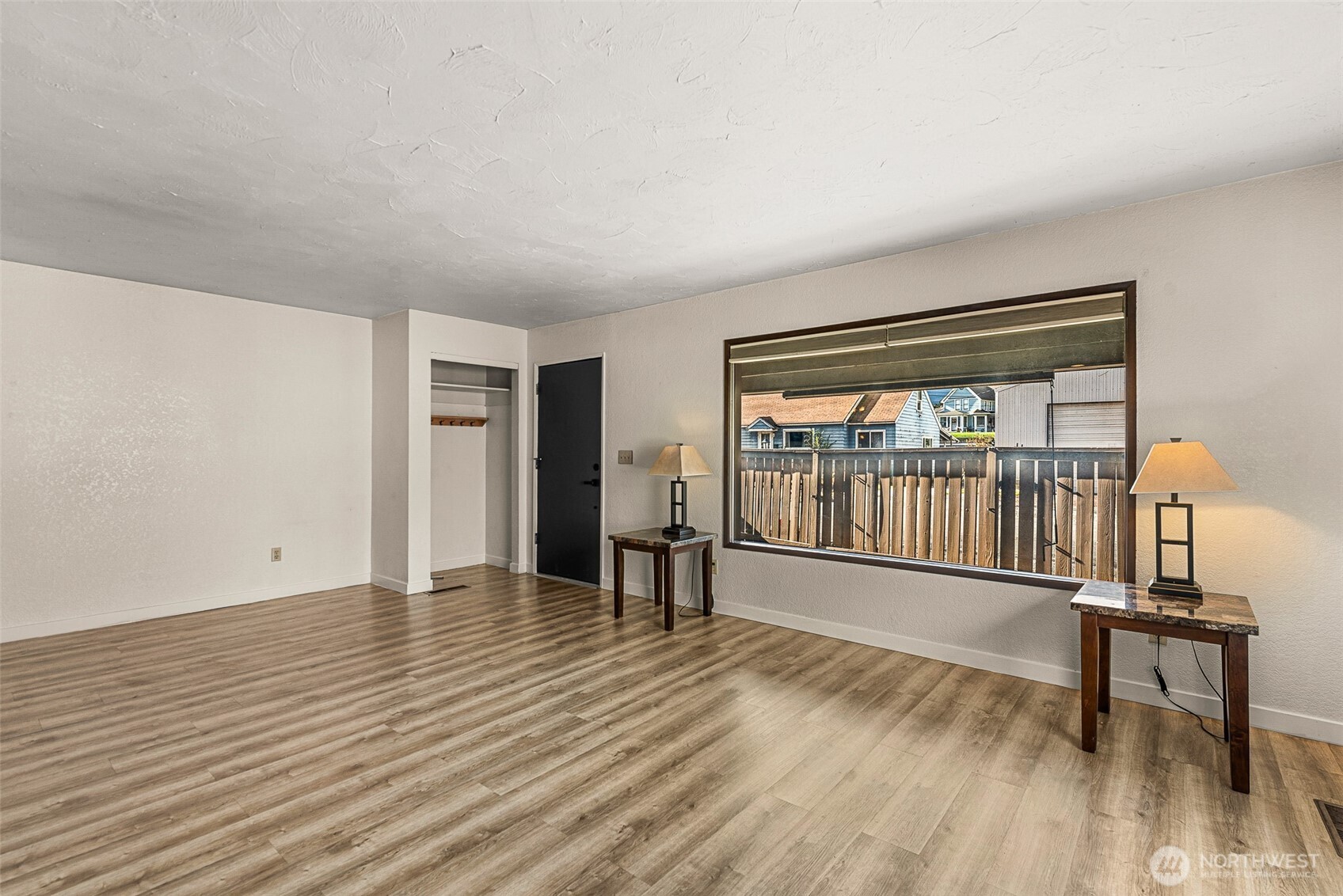 120 S Douglas Street , Cashmere, WA 98815