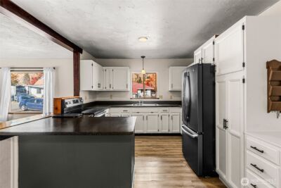 120 S Douglas Street , Cashmere, WA 98815 - Photo 9