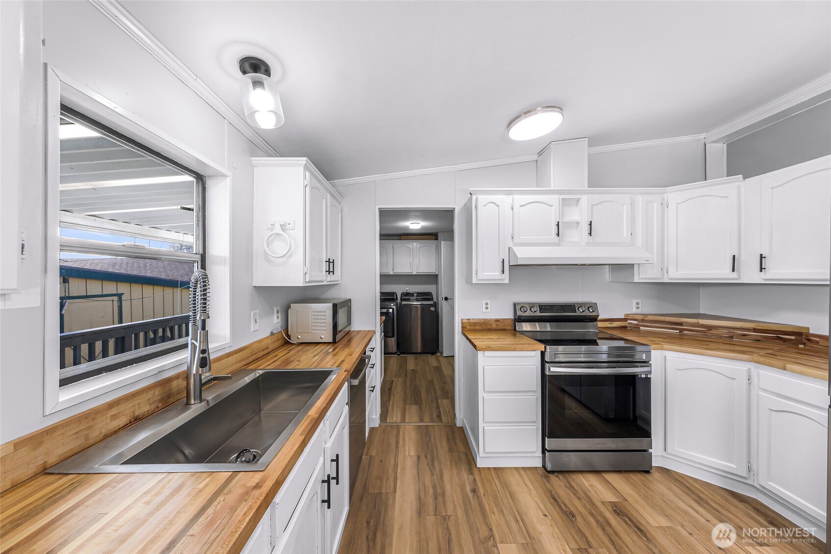 8204 Riverview Road , Snohomish, WA 98290