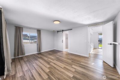 8204 Riverview Road , Snohomish, WA 98290 - Photo 16