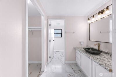 8204 Riverview Road , Snohomish, WA 98290 - Photo 17