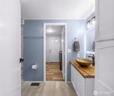 8204 Riverview Road , Snohomish, WA 98290 - Photo 23