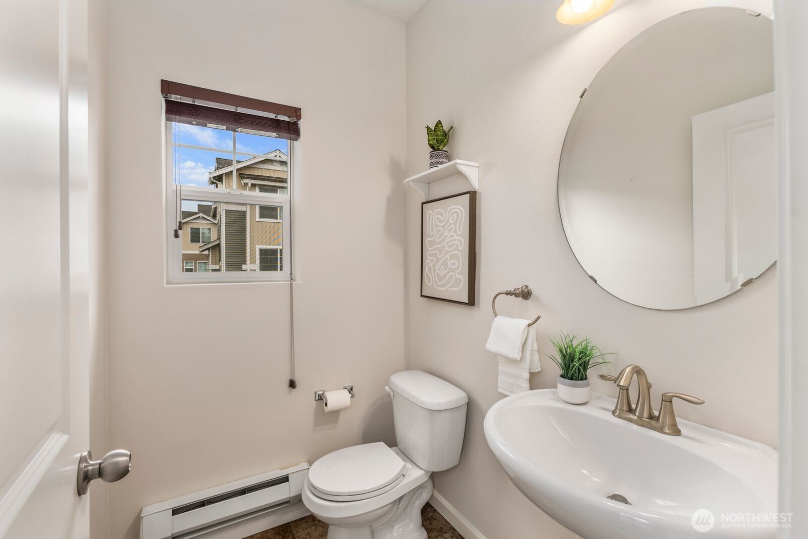 401 126th Place SE #B, Everett, WA 98208-6423