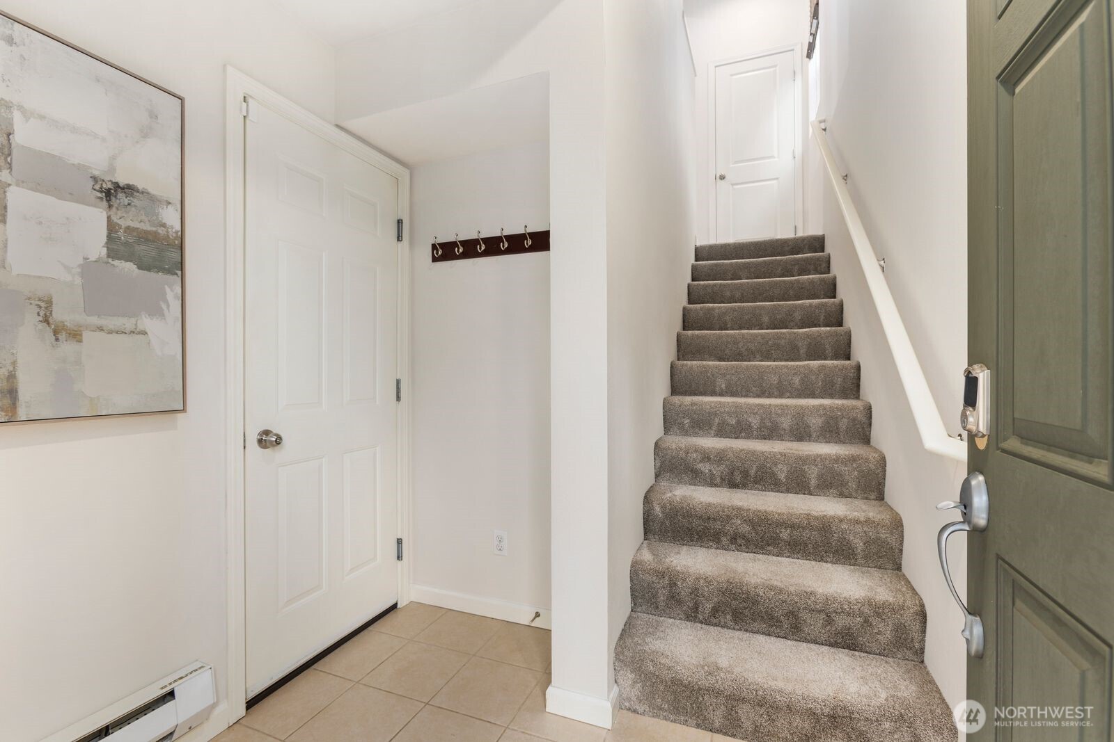 401 126th Place SE #B, Everett, WA 98208-6423