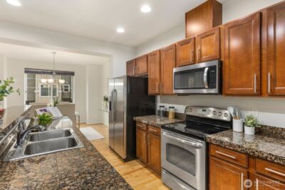 401 126th Place SE #B, Everett, WA 98208-6423 - Photo 10