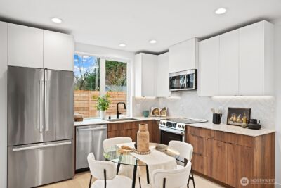 3214 47th Avenue SW, Seattle, WA 98116 - Photo 4