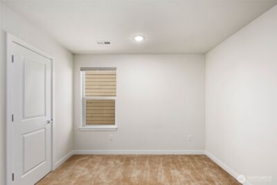 33305 Glacier Avenue SE, Black Diamond, WA 98010 - Photo 23