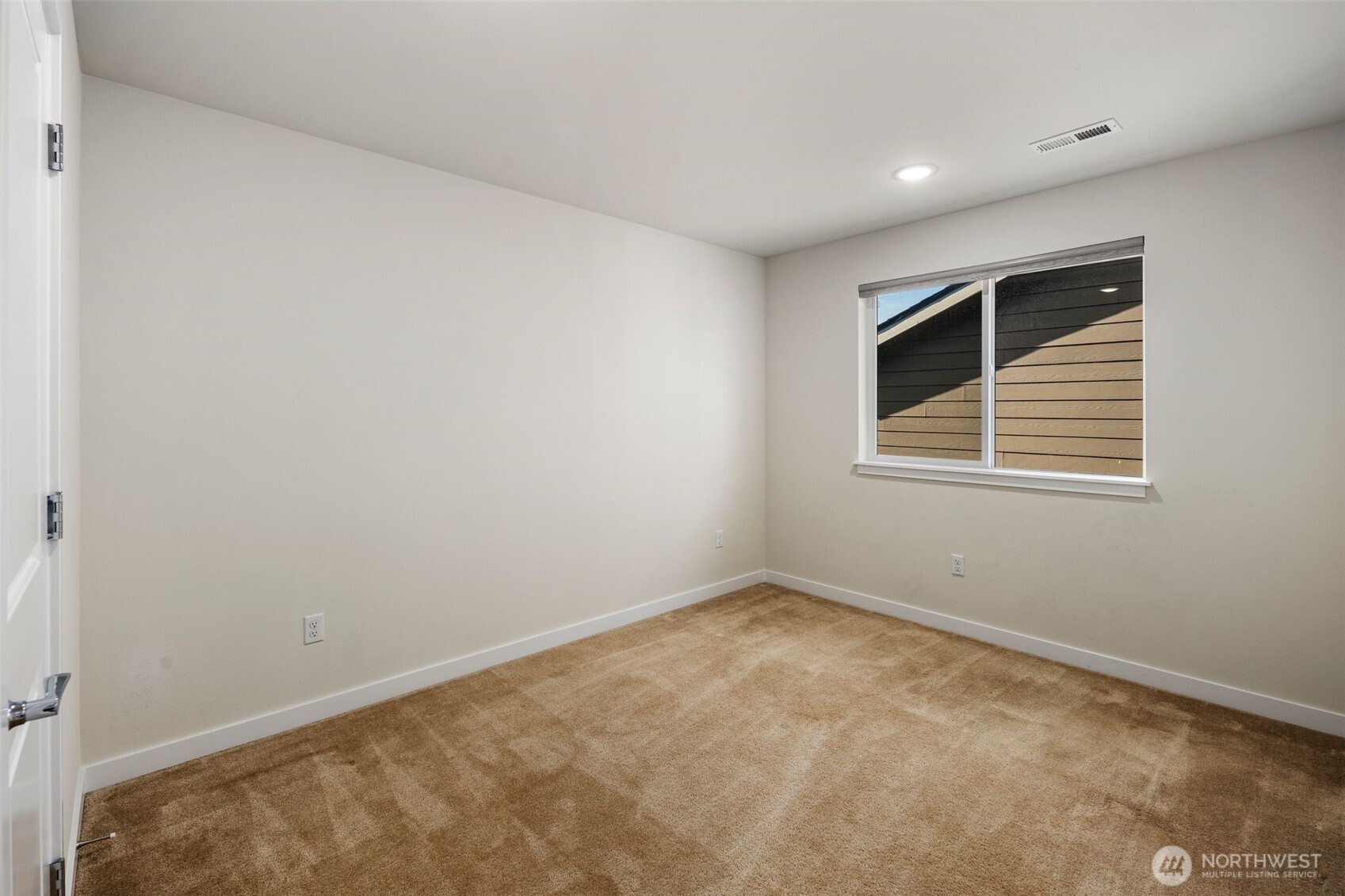 33305 Glacier Avenue SE, Black Diamond, WA 98010