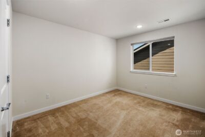 33305 Glacier Avenue SE, Black Diamond, WA 98010 - Photo 24