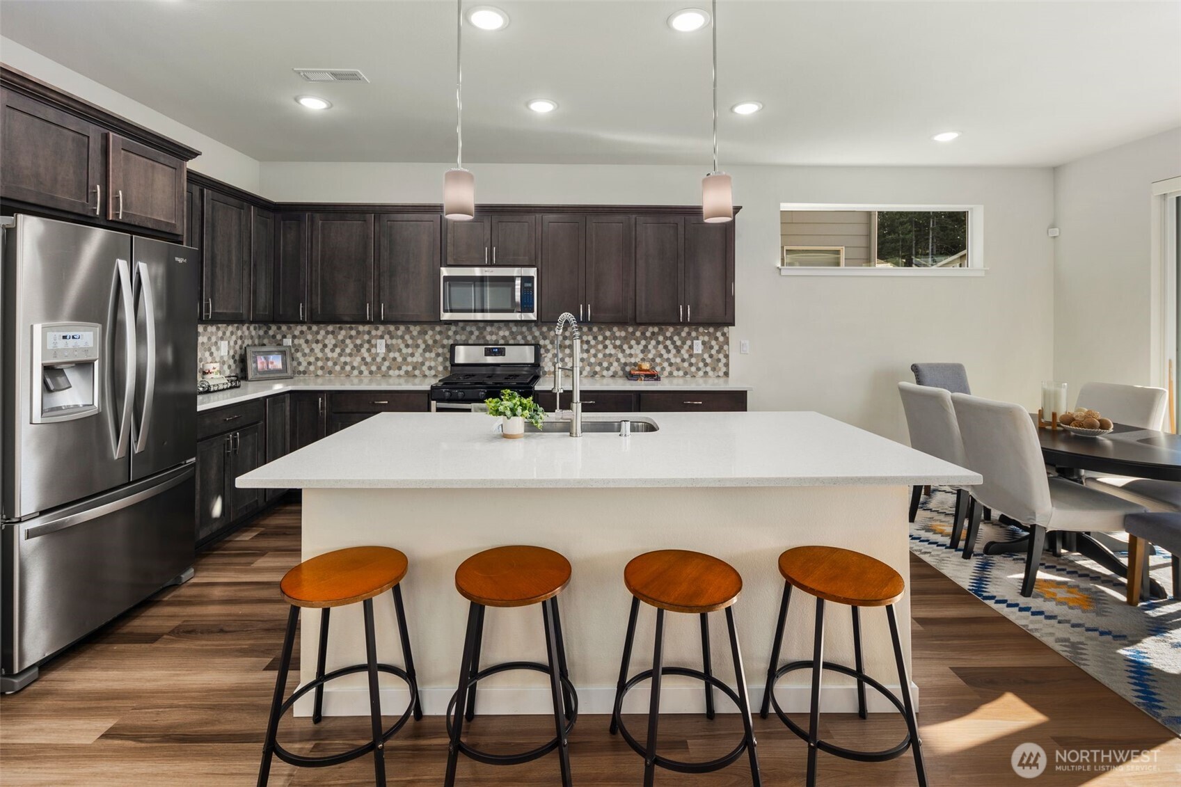 33305 Glacier Avenue SE, Black Diamond, WA 98010