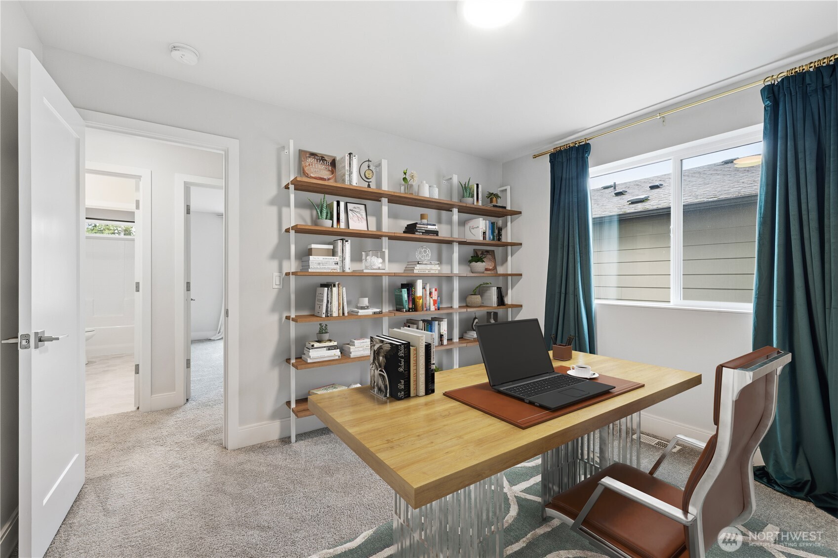 22213 17th Avenue W, Lynnwood, WA 98036