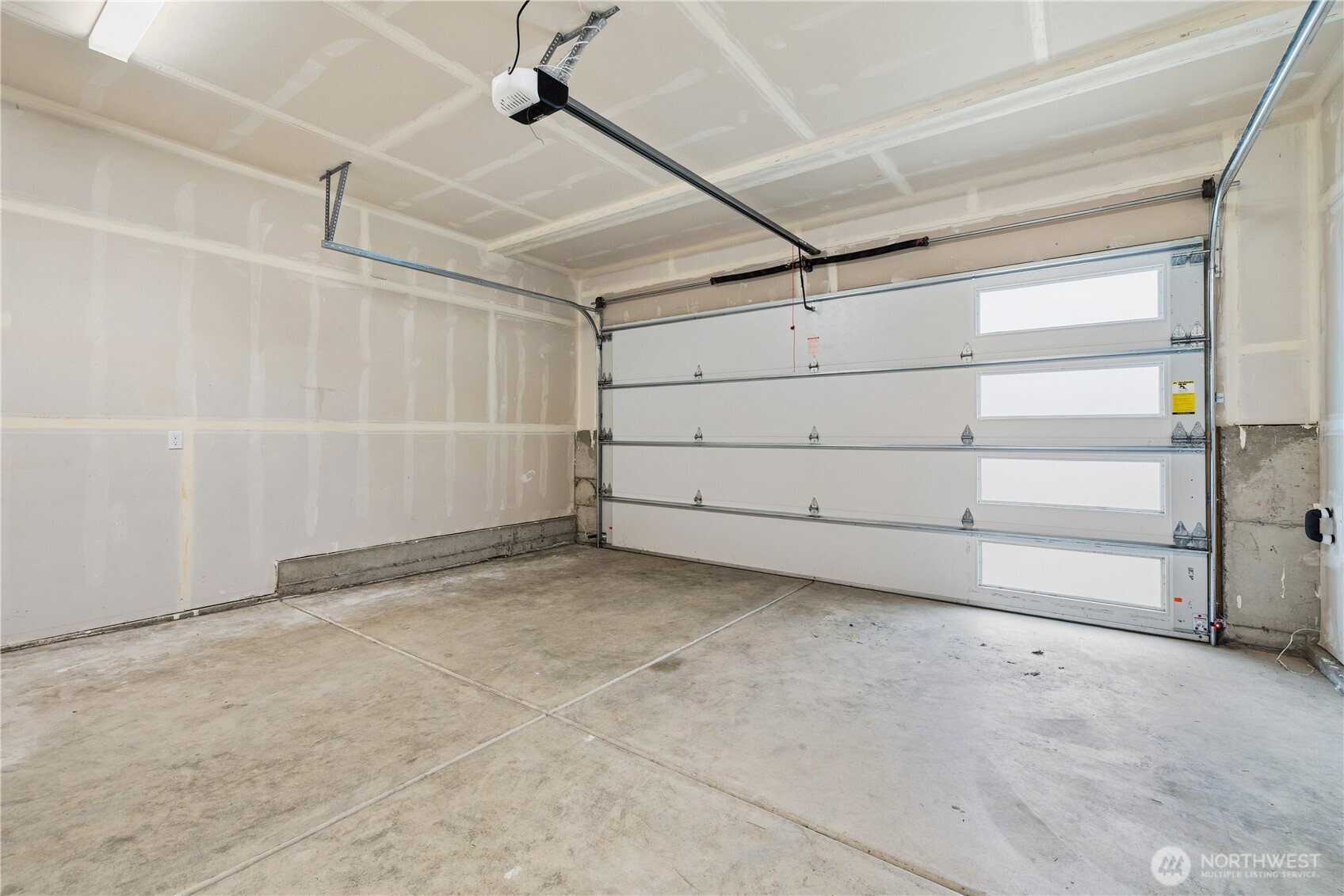 22213 17th Avenue W, Lynnwood, WA 98036