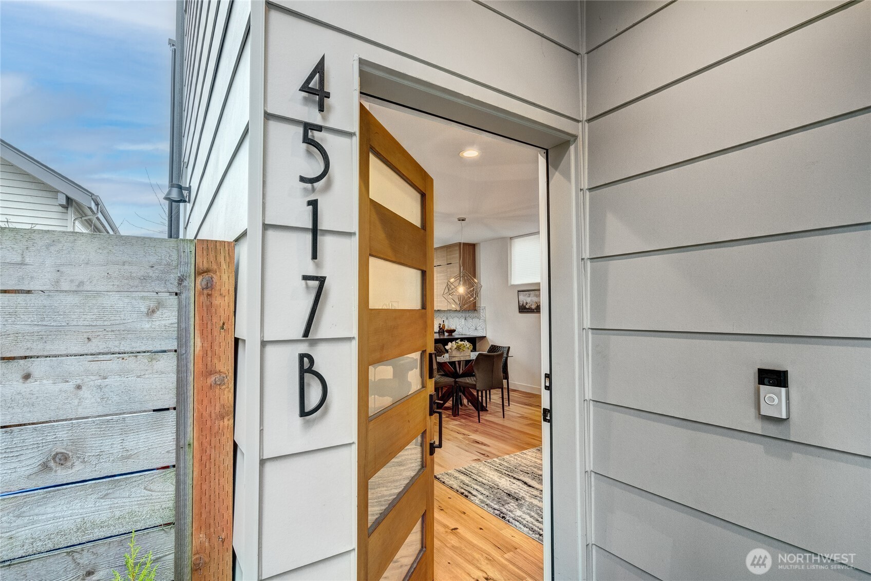 4517 B Sunnyside Avenue N, Seattle, WA 98103