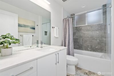 4517 B Sunnyside Avenue N, Seattle, WA 98103 - Photo 23