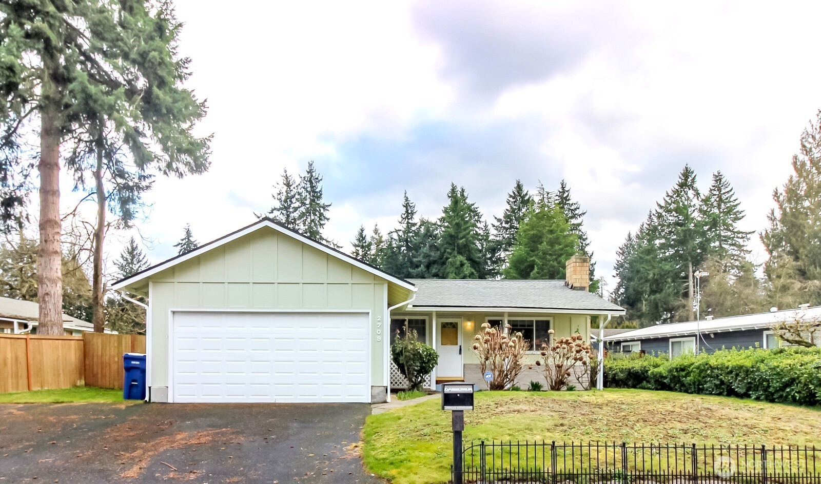 2709 SW 332nd Place , Federal Way, WA 98023