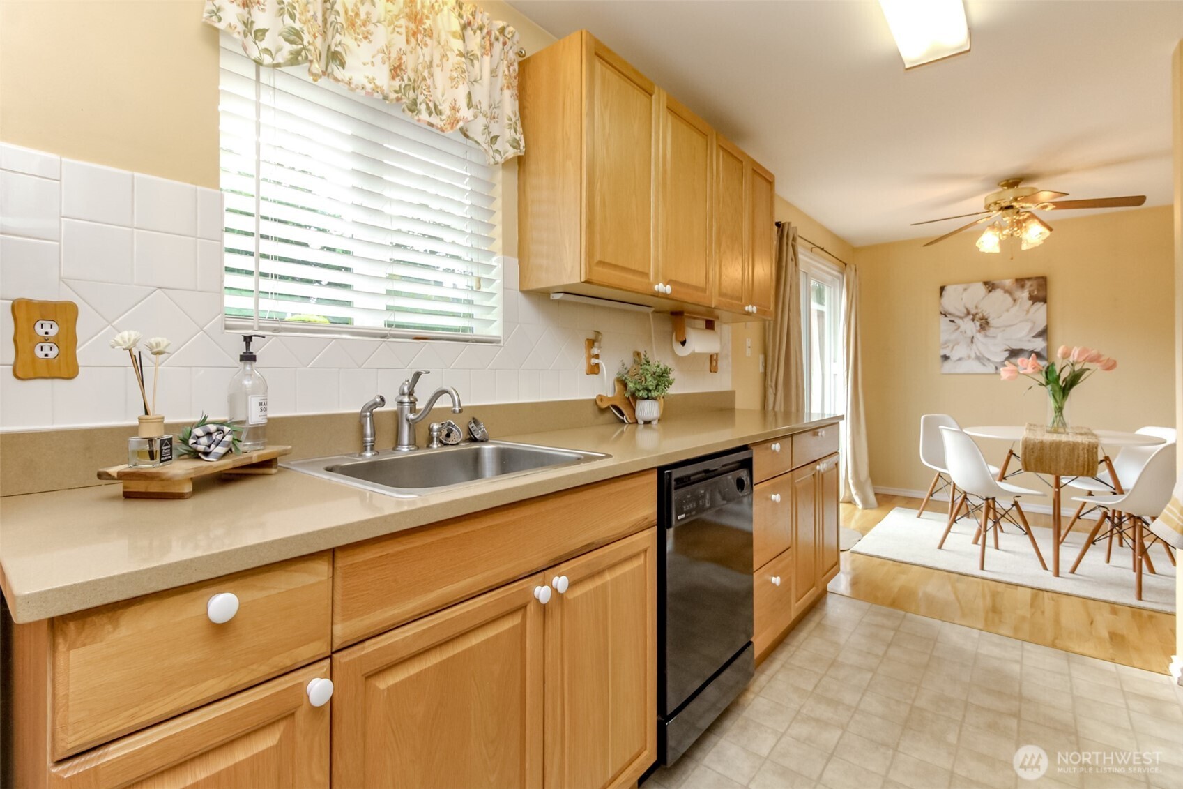 2709 SW 332nd Place , Federal Way, WA 98023