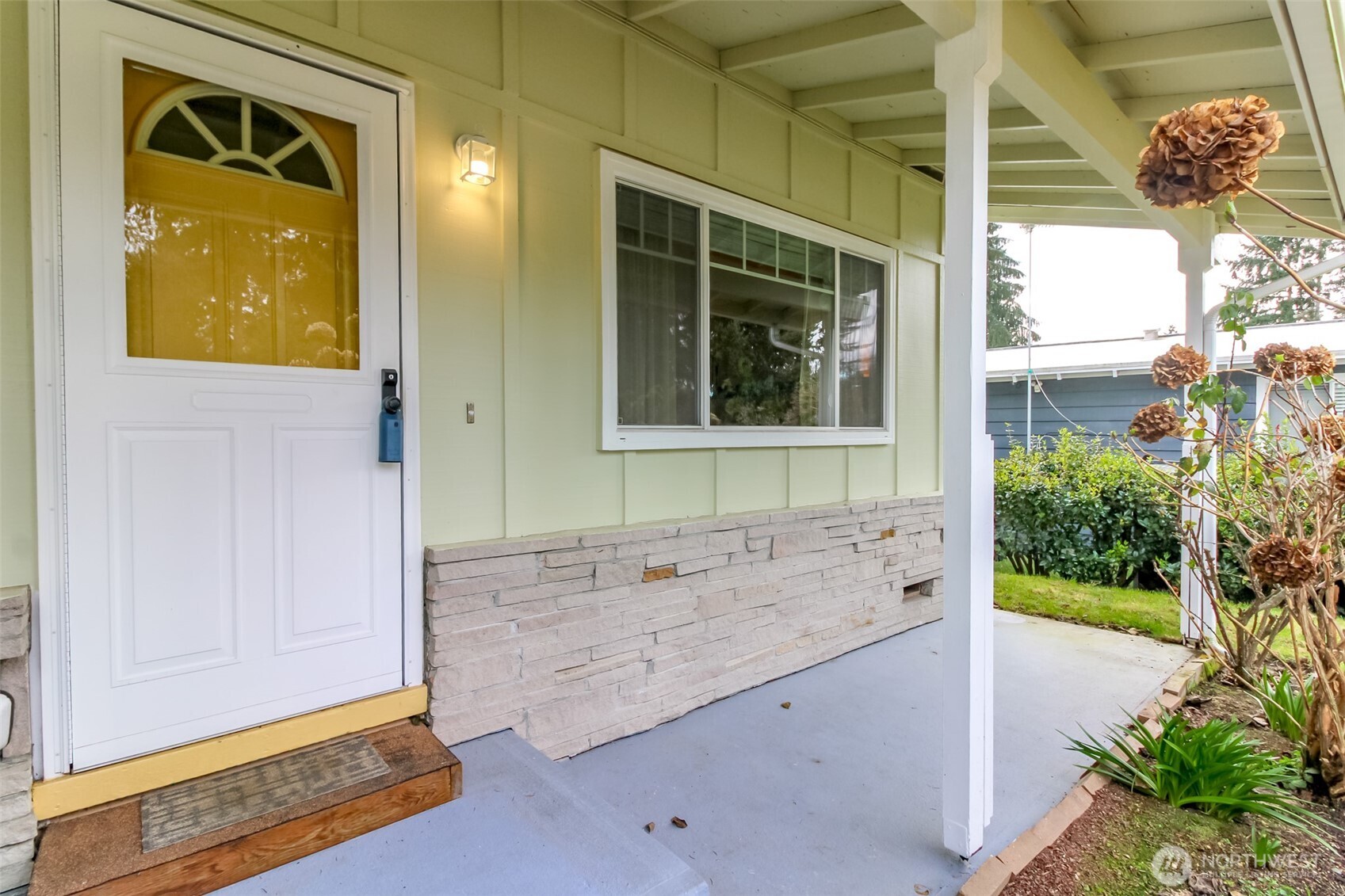 2709 SW 332nd Place , Federal Way, WA 98023