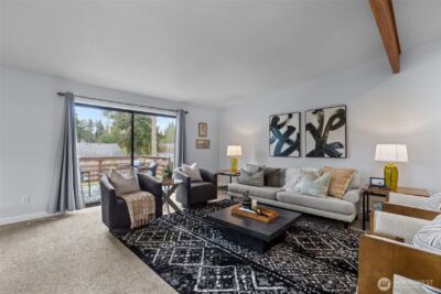 17545 12th Avenue NE, Shoreline, WA 98155 - Photo 2