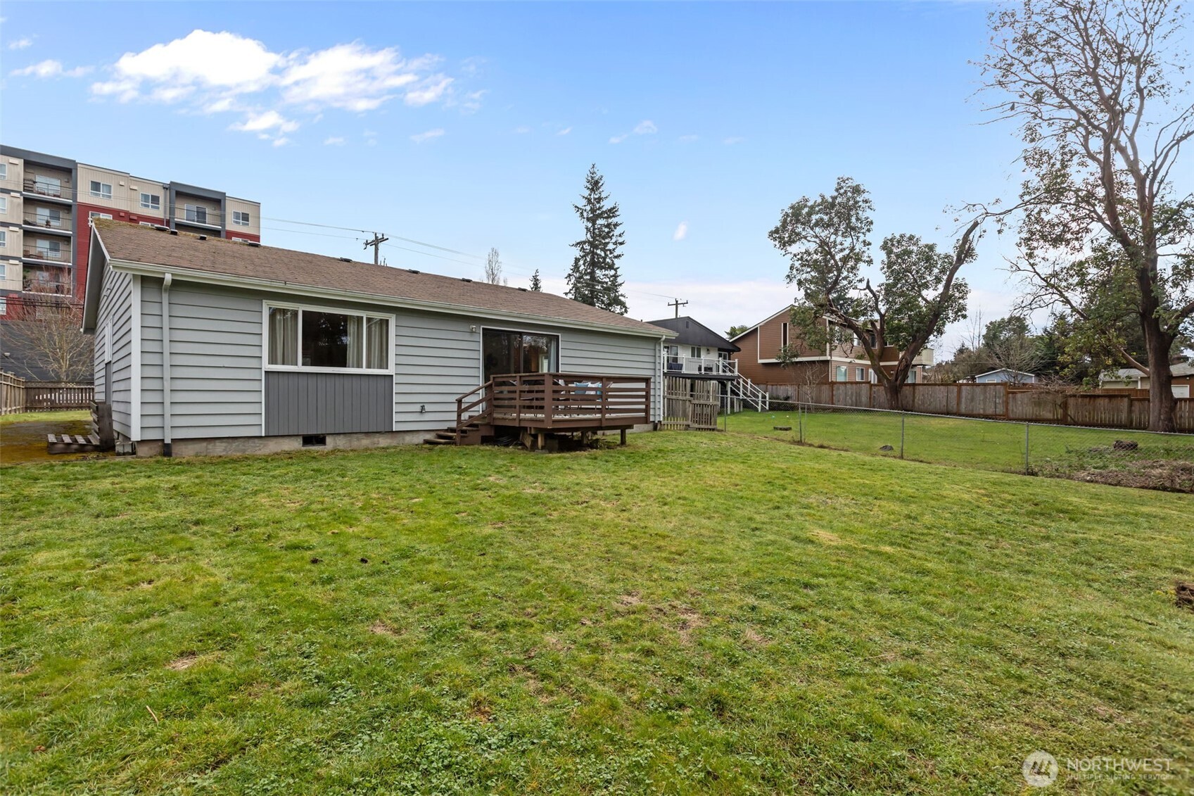 17545 12th Avenue NE, Shoreline, WA 98155