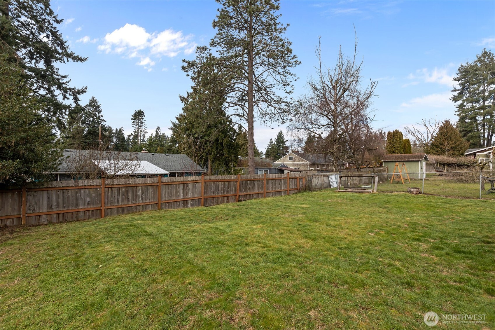 17545 12th Avenue NE, Shoreline, WA 98155
