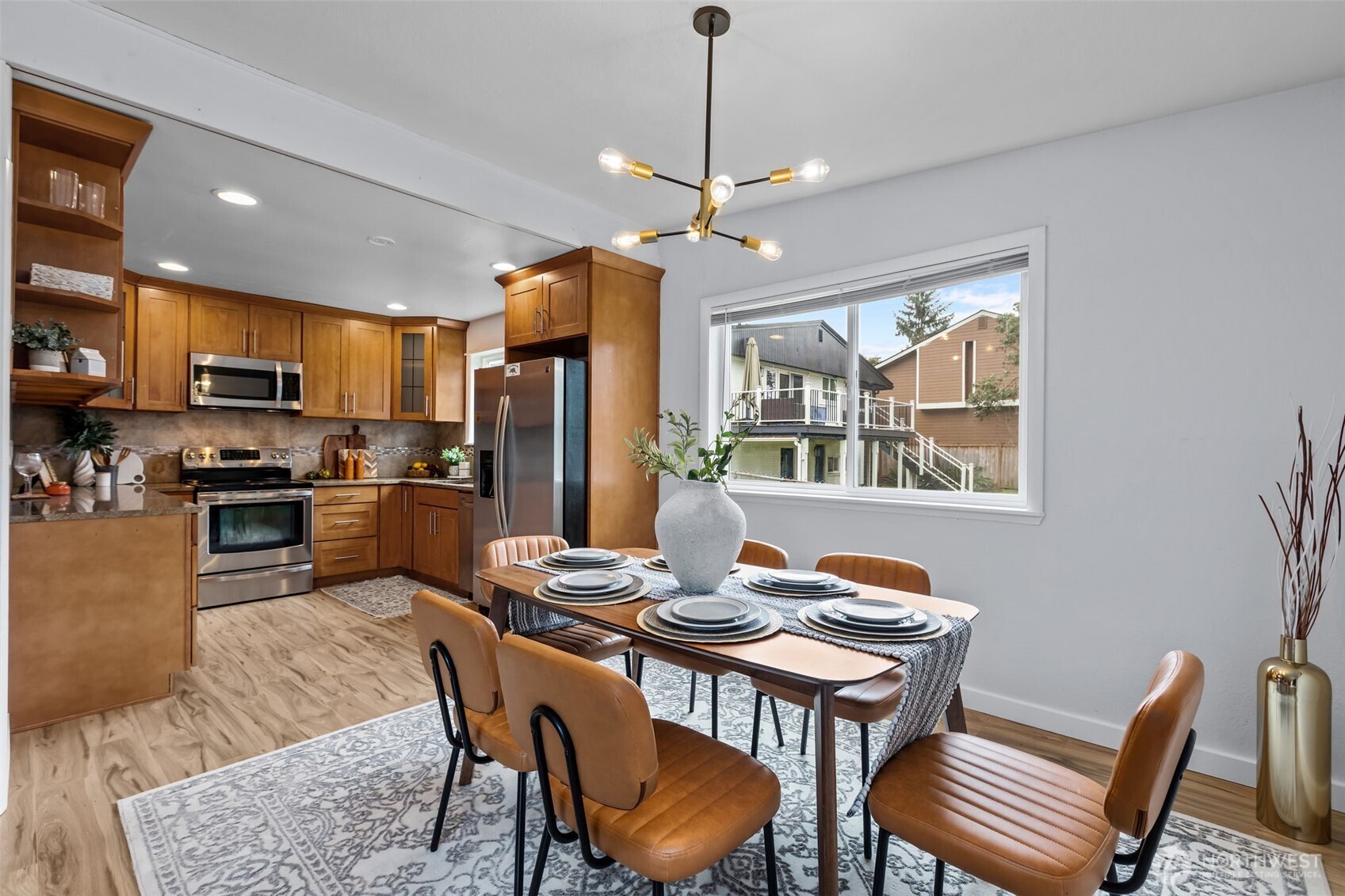 17545 12th Avenue NE, Shoreline, WA 98155