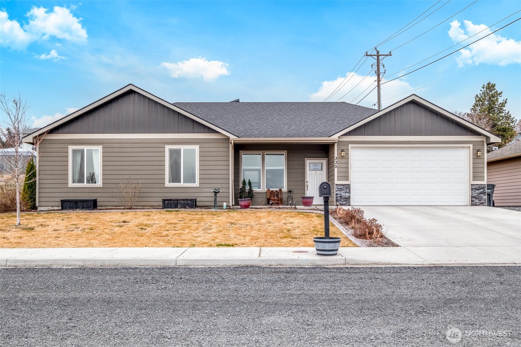 335 Canal Drive , Ephrata, WA 98823