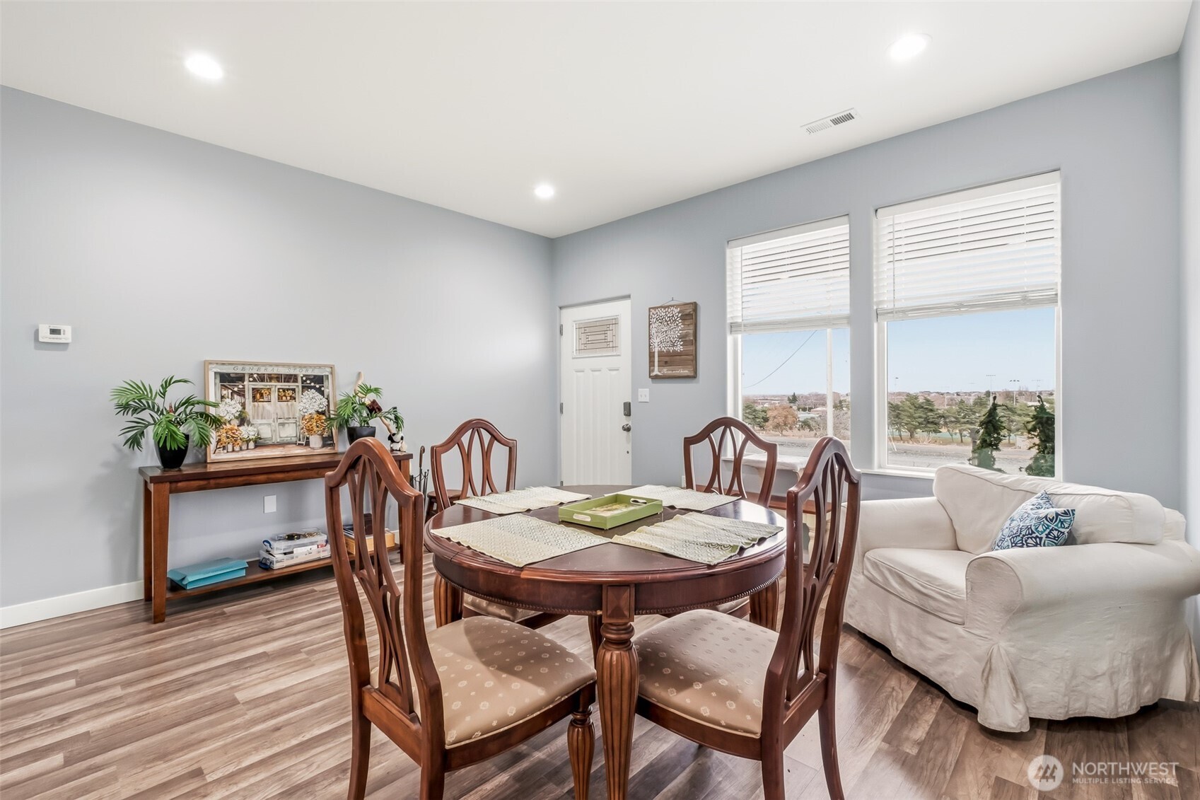 335 Canal Drive , Ephrata, WA 98823