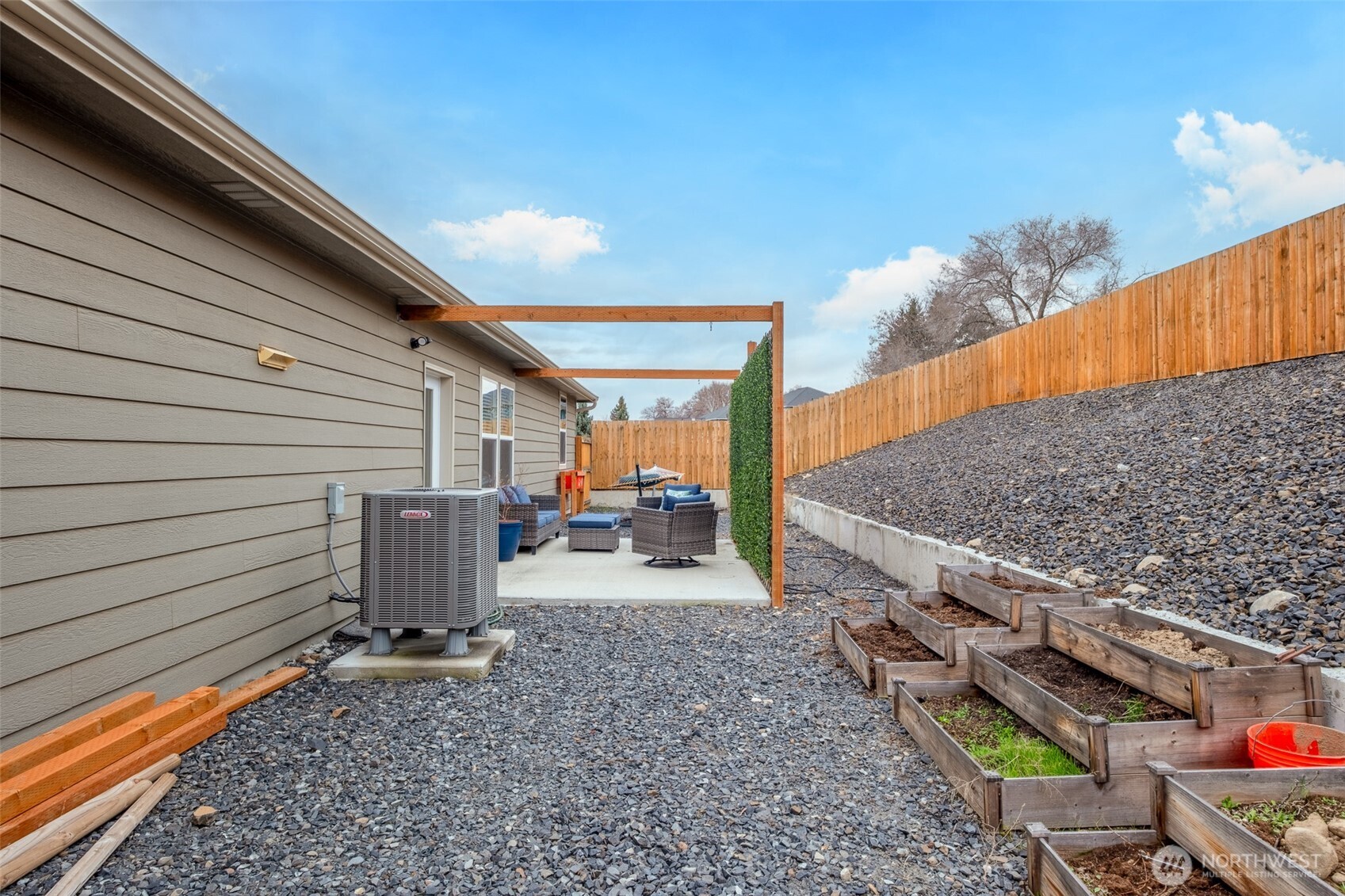 335 Canal Drive , Ephrata, WA 98823