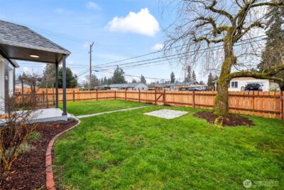 751 110th Street S, Tacoma, WA 98444 - Photo 2