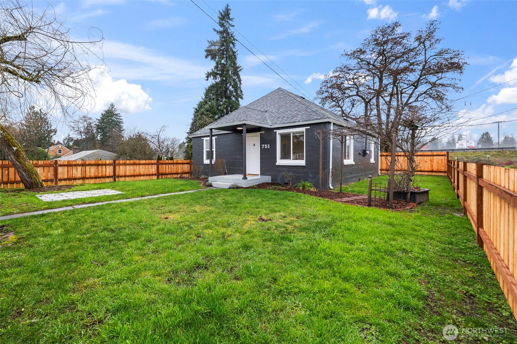 751 110th Street S, Tacoma, WA 98444