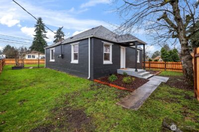 751 110th Street S, Tacoma, WA 98444 - Photo 24