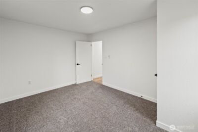 751 110th Street S, Tacoma, WA 98444 - Photo 9