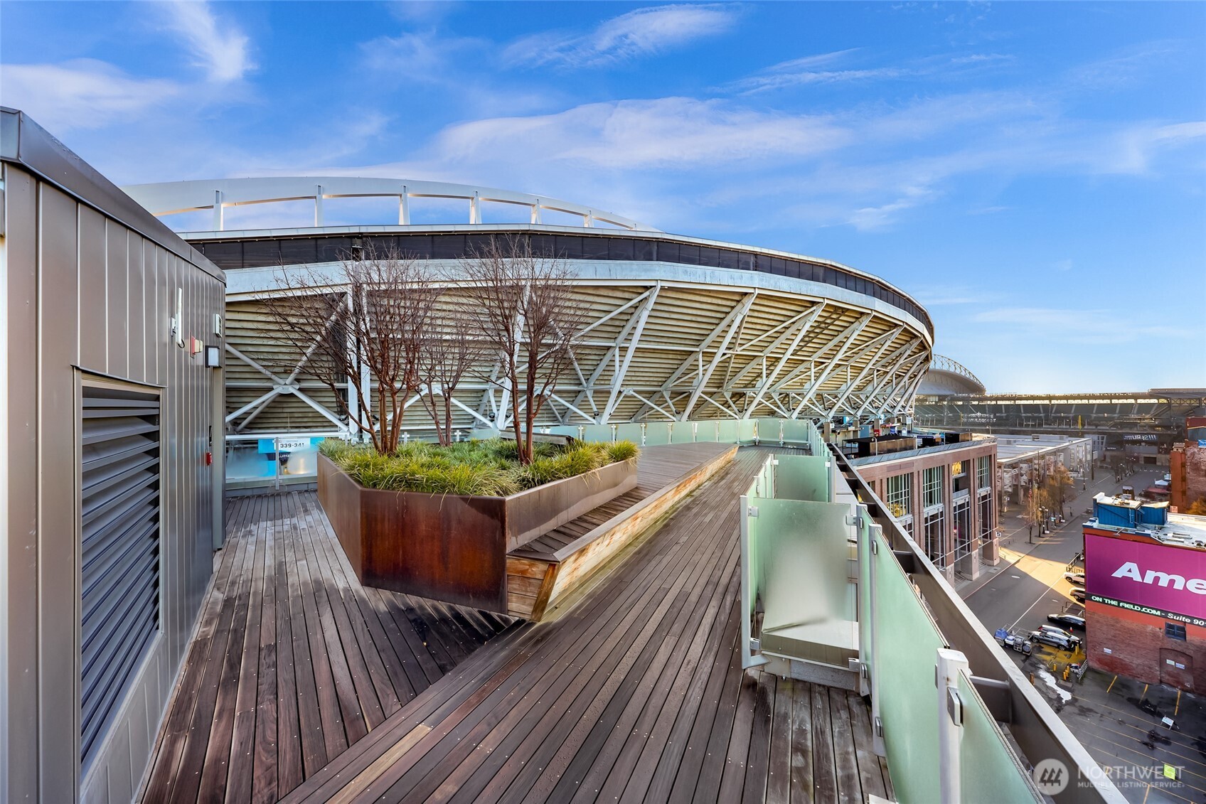 590 1st Avenue S #810, Seattle, WA 98104