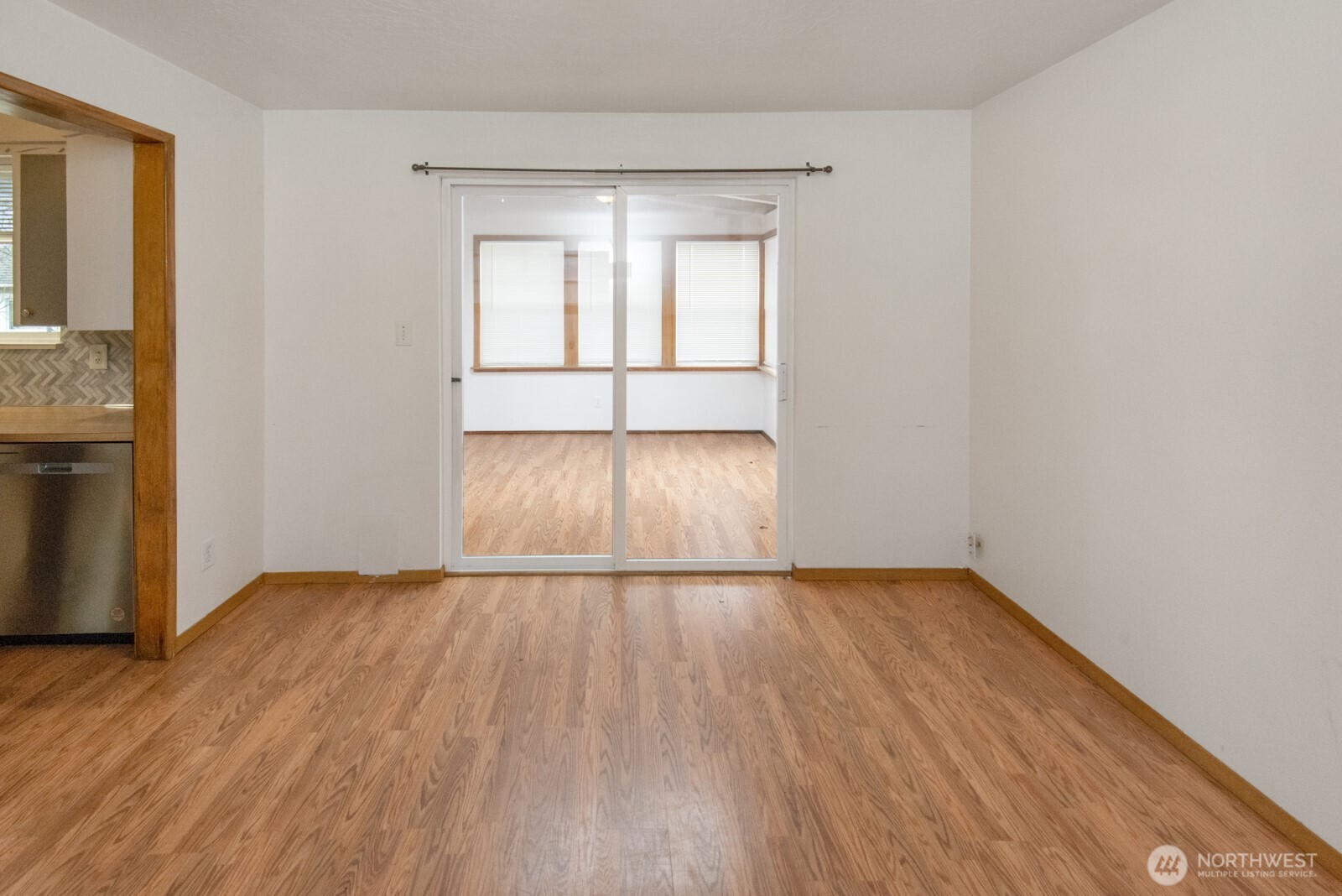 2230 Mountain View Avenue W, Tacoma, WA 98466