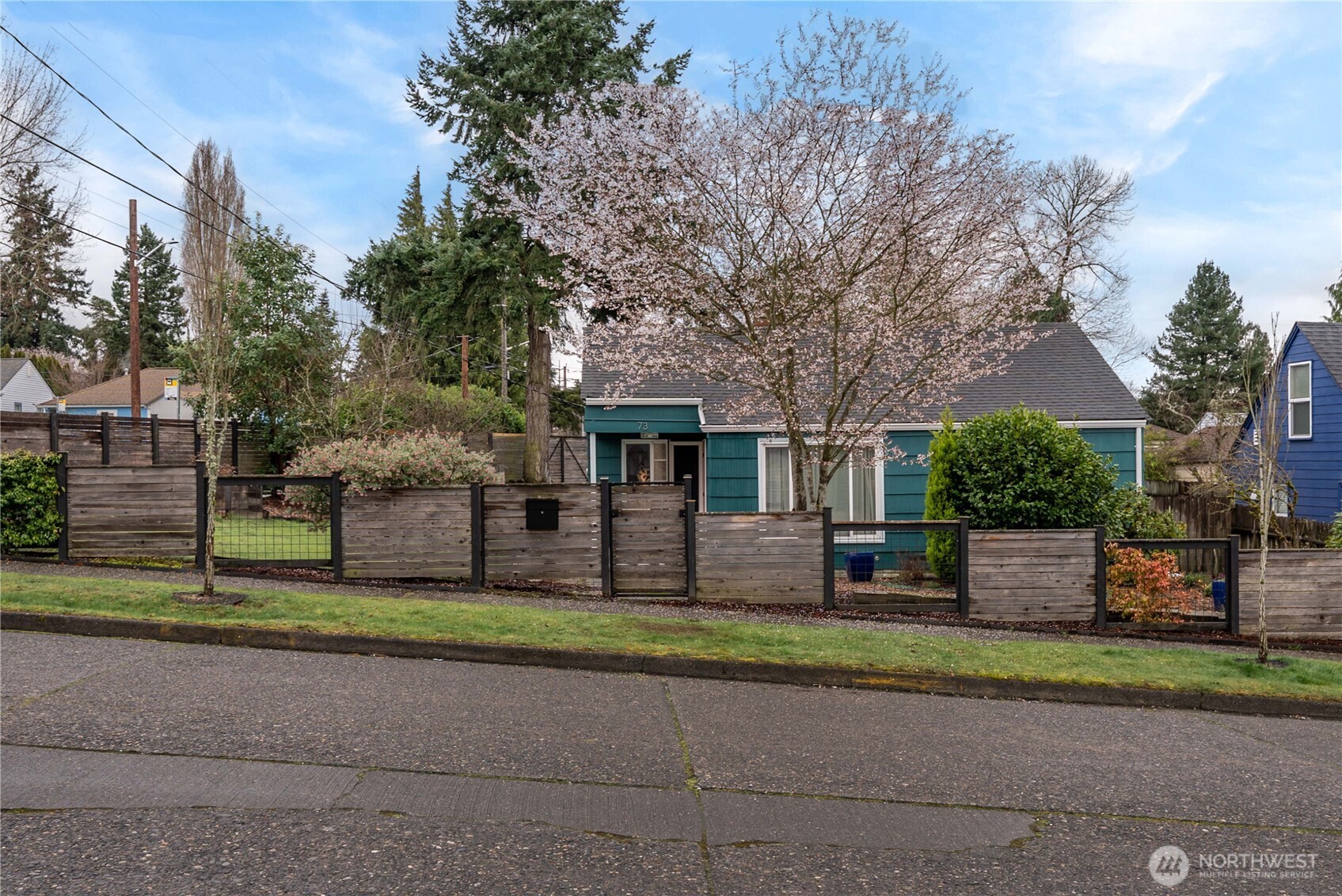 7315 S 115th Street , Seattle, WA 98178-3022