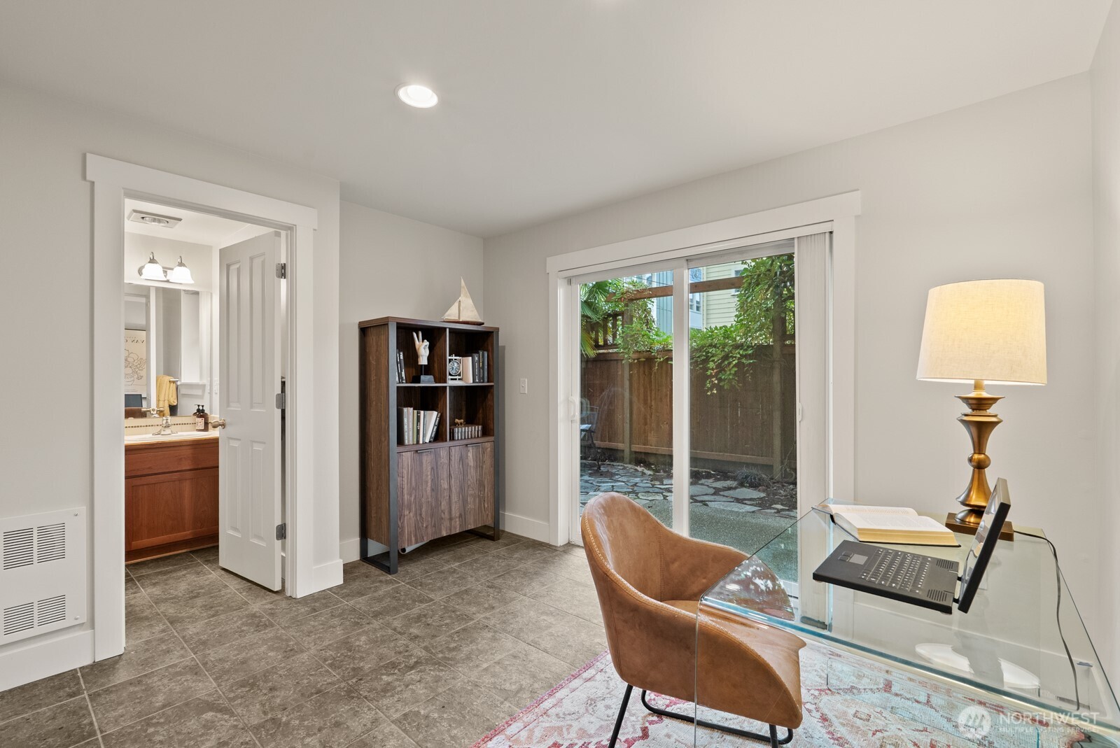 121 21st Avenue E #C, Seattle, WA 98112