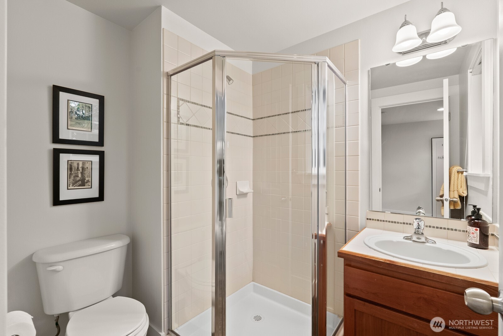 121 21st Avenue E #C, Seattle, WA 98112