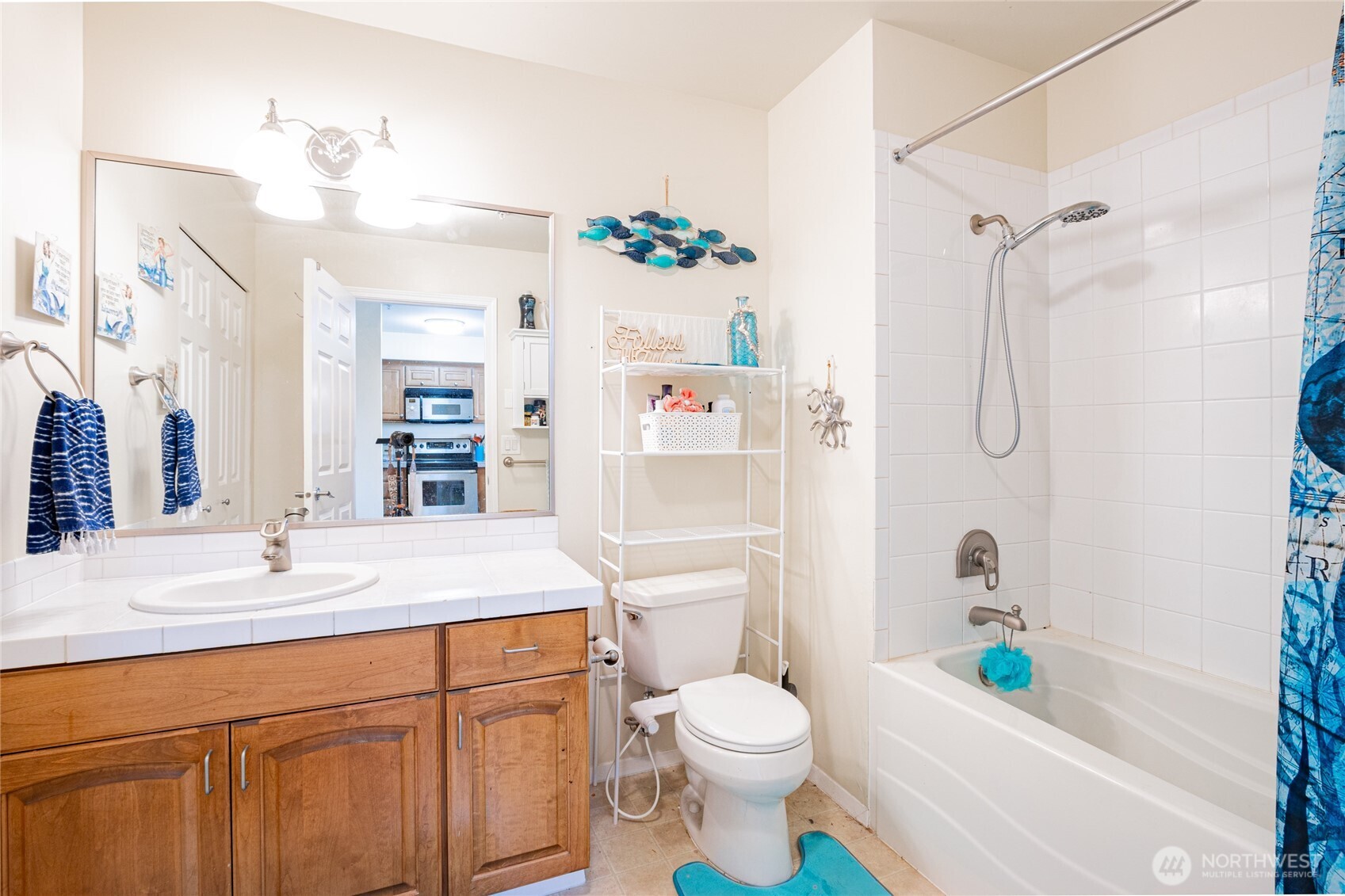 3201 Pacific Avenue #403, Tacoma, WA 98418